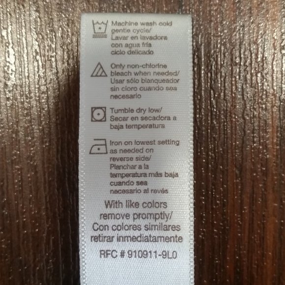 🎀Girls' George Black Velvet Shrug, size 4T, EUC 🎀$5 or 5 for $10 HOST PICK - Picture 8 of 10